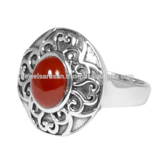 Natural Red Onyx Gemstone &amp; Sterling Silver Fabricado à mão Vintage Look Design Ring Wedding Wear Jewellery